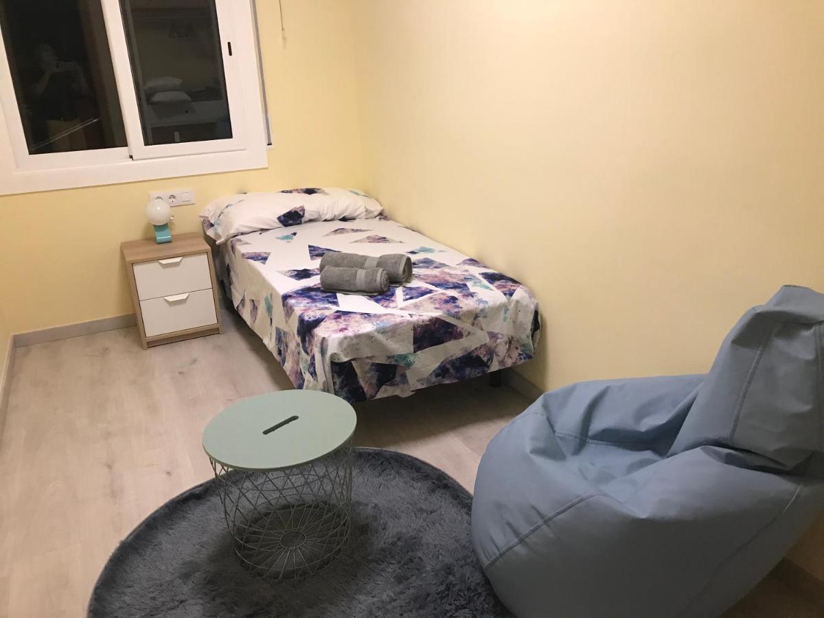 Cerdanyola Centro Apartment Cerdanyola del Valles Bagian luar foto